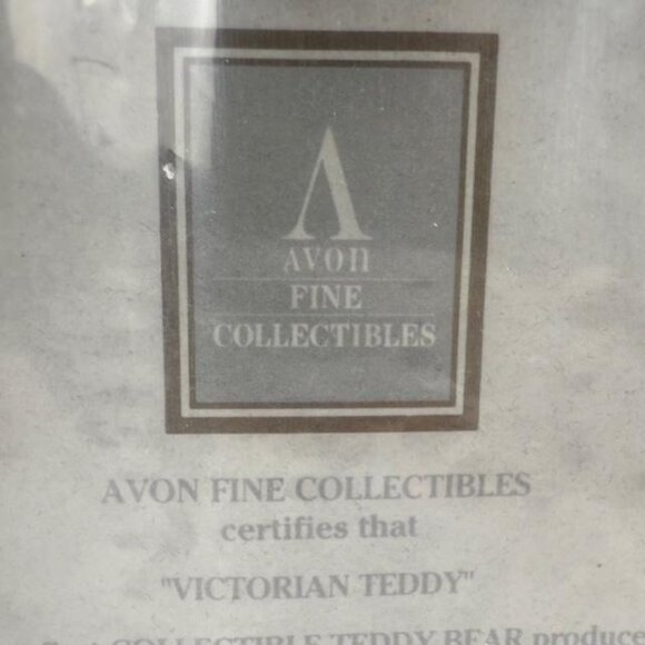Vintage 1990s Avon Victorian Teddy Bear - New in Bag with Certificate With Stand - Picture 5 of 10